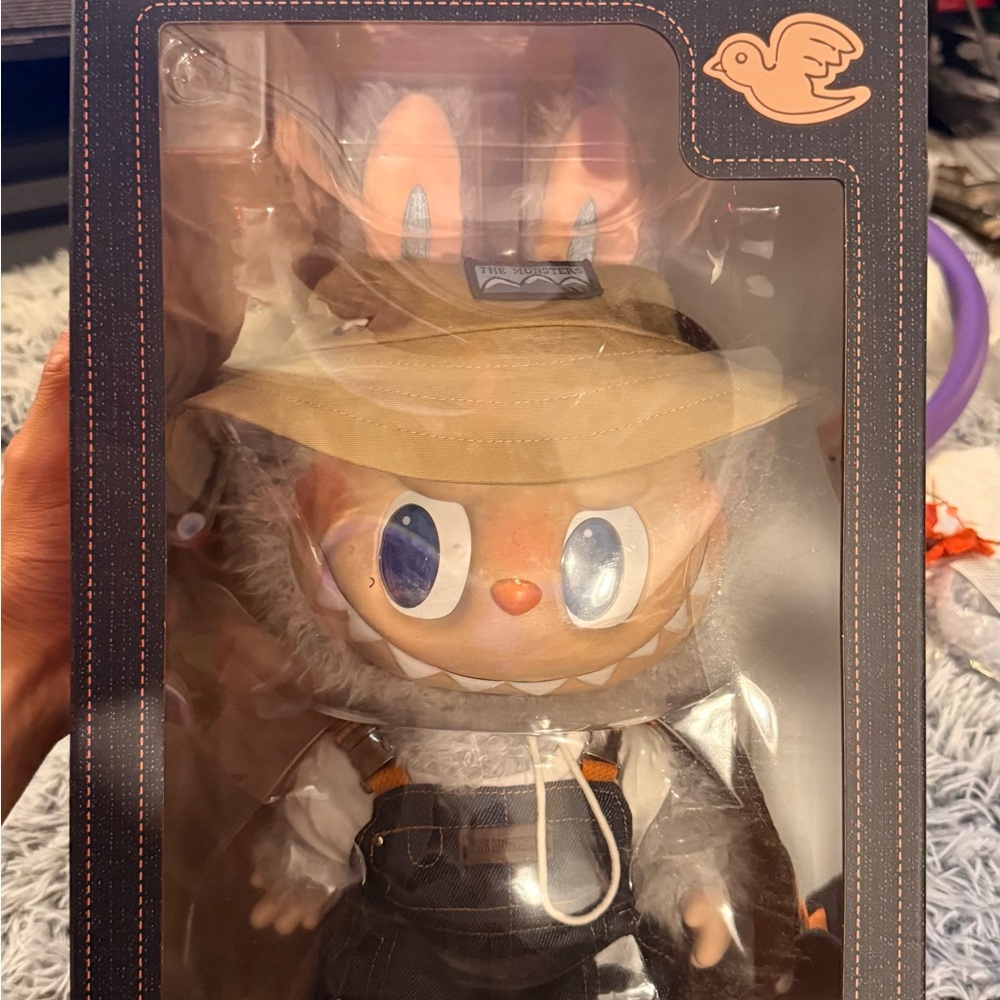 Labubu FALL IN WILD SERIESgg-Vinyl Plush Doll